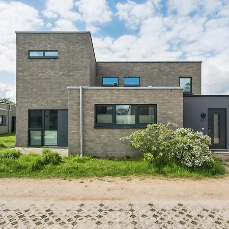 Holiday home In Lembruch-duemmer With Sauna
